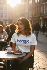 White tee – Outdoor Café